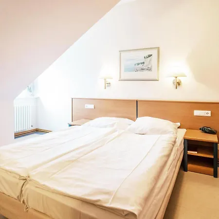Apartament Duenenpark - Komfort Mit 1 Schlafzimmer Und Balkon Im Dachgeschoss 258